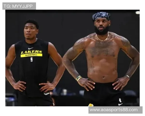 八村塁谈防守文班:强调对抗和紧贴让对手难以发挥