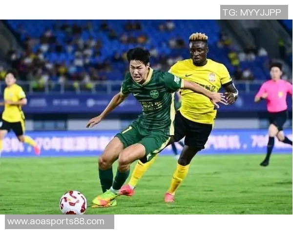 张瑷晖考上985高校后毅然选择足球之路勇敢追梦职业生涯新起点